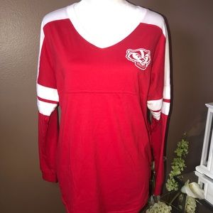 Wisconsin Badgers tee shirt